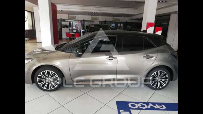 2021 Toyota COROLLA