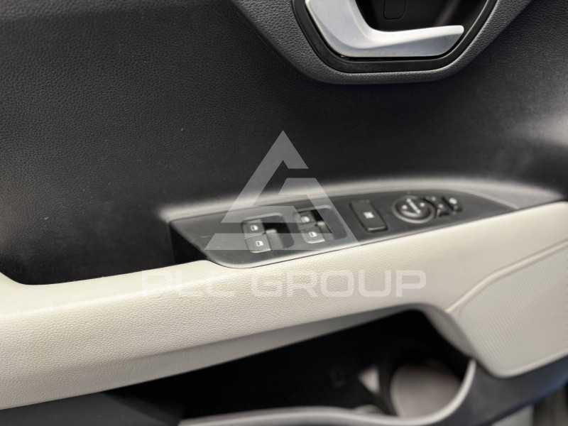 2021 KIA Stonic