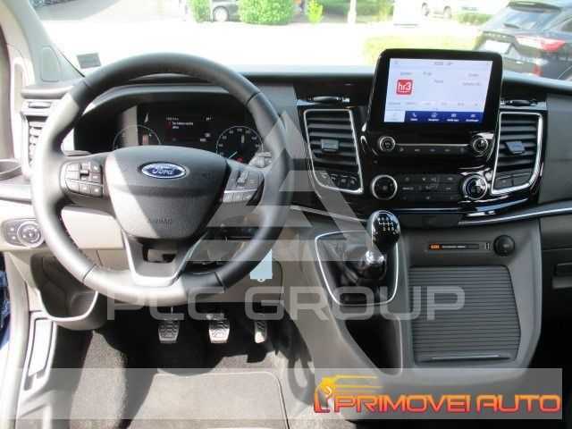 2021 Ford Tourneo