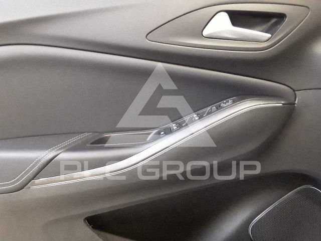 2021 Opel GrandlandX