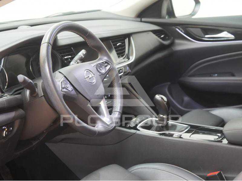 2021 Opel Insignia