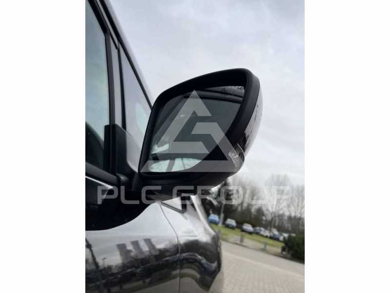 2022 Nissan LEAF