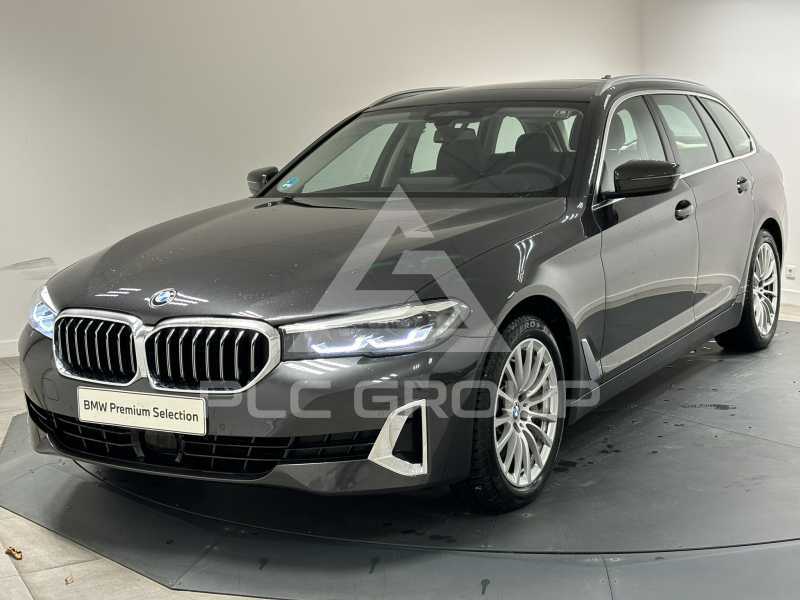 2022 BMW 523
