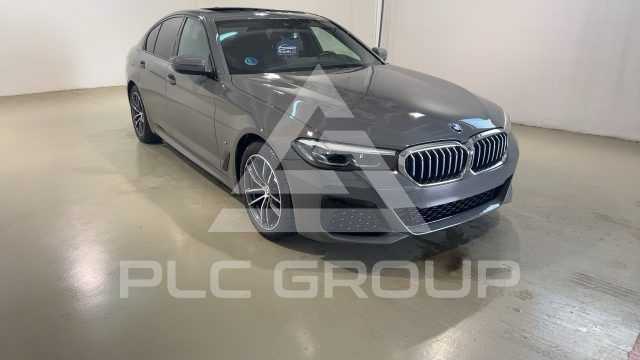 2022 BMW 523