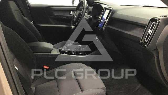 2022 Volvo XC40