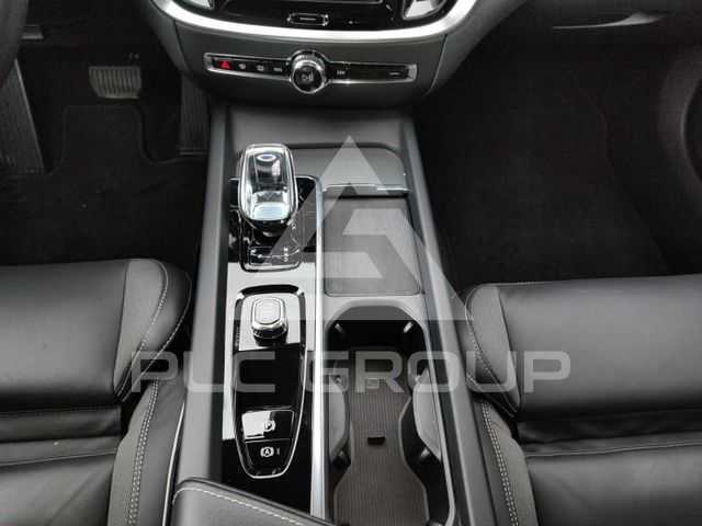 2022 Volvo V60