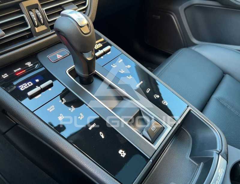 2022 Porsche MACAN