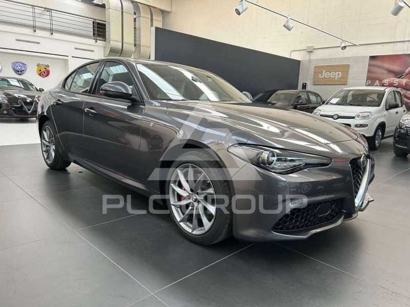 2022 Alfa Romeo Giulia