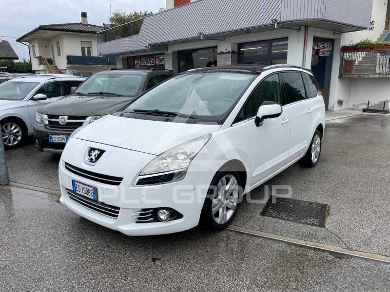 2022 Peugeot 5008