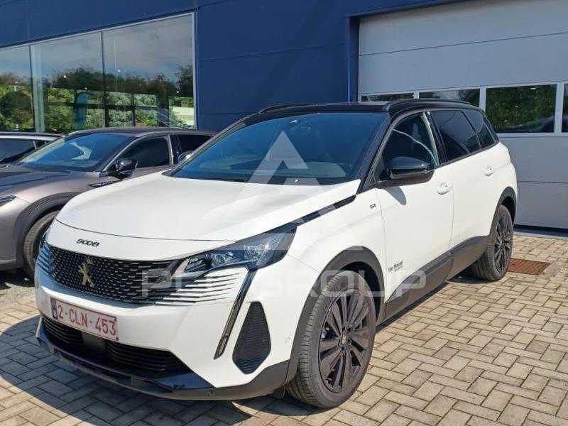 2022 Peugeot 5008