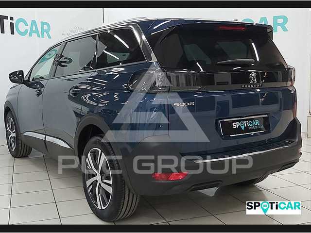 2022 Peugeot 5008