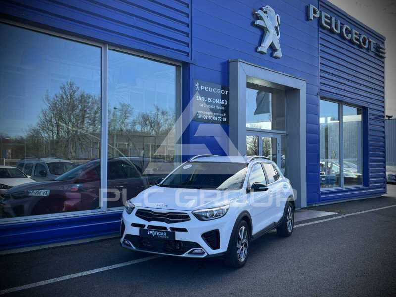 2022 KIA Stonic