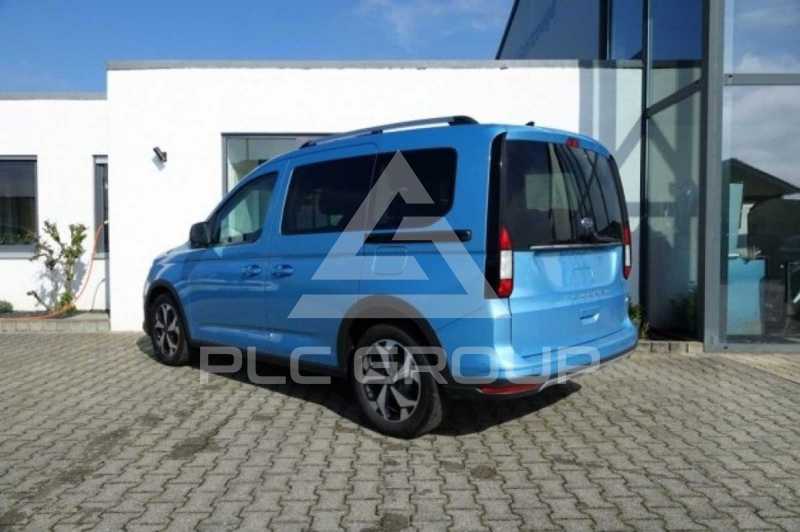 2022 Ford Tourneo