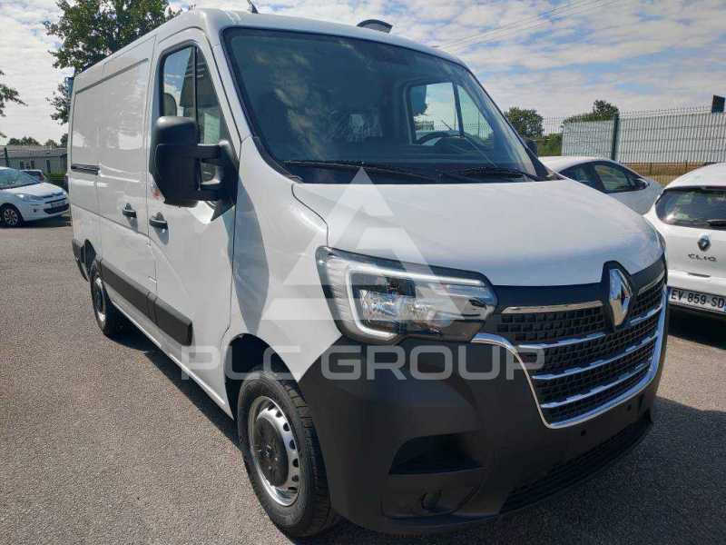 2022 Renault Master