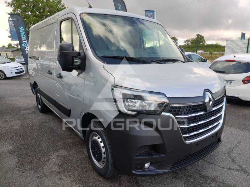 2022 Renault Master