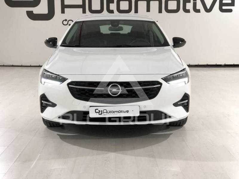 2022 Opel Insignia
