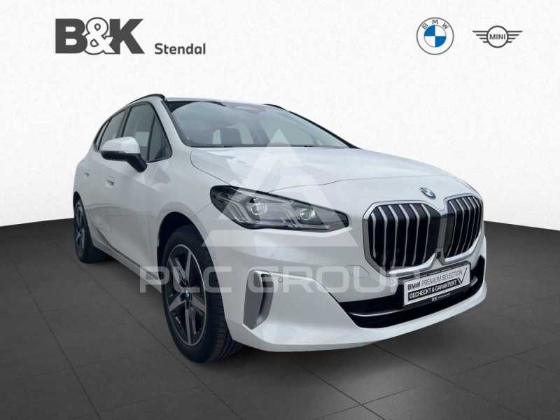 2023 BMW 218