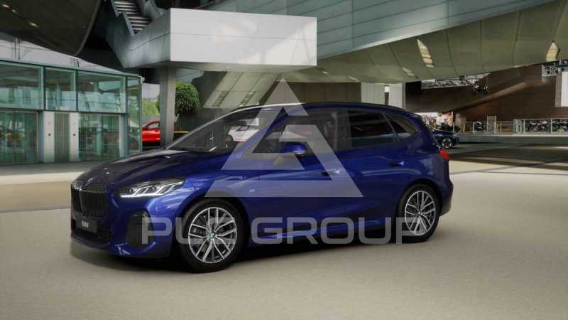 2023 BMW 218