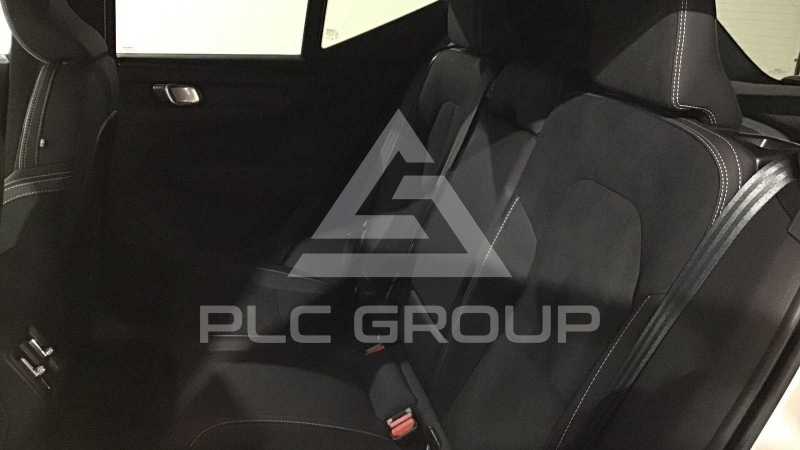 2023 Volvo XC40