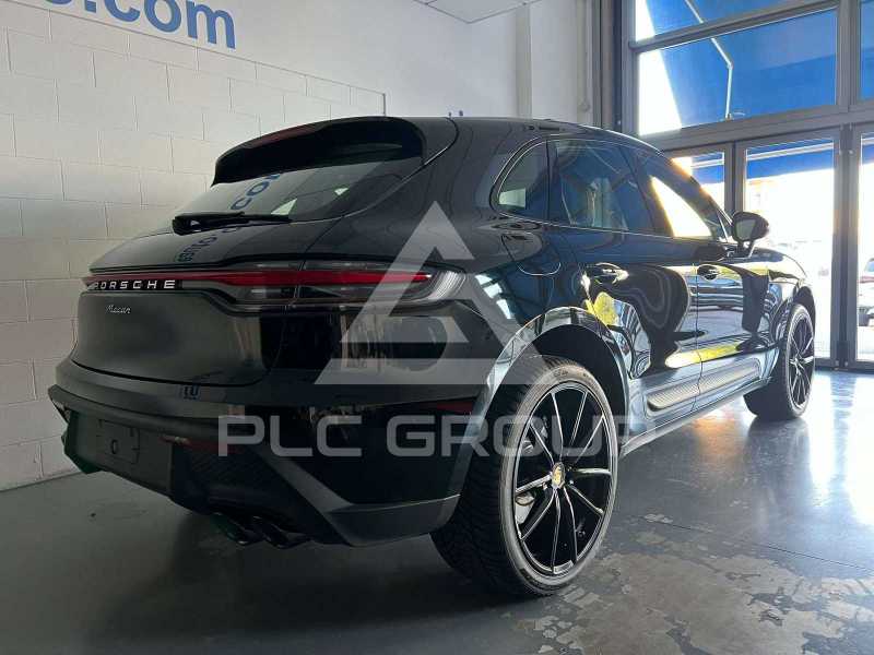 2023 Porsche MACAN