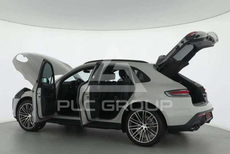 2023 Porsche MACAN