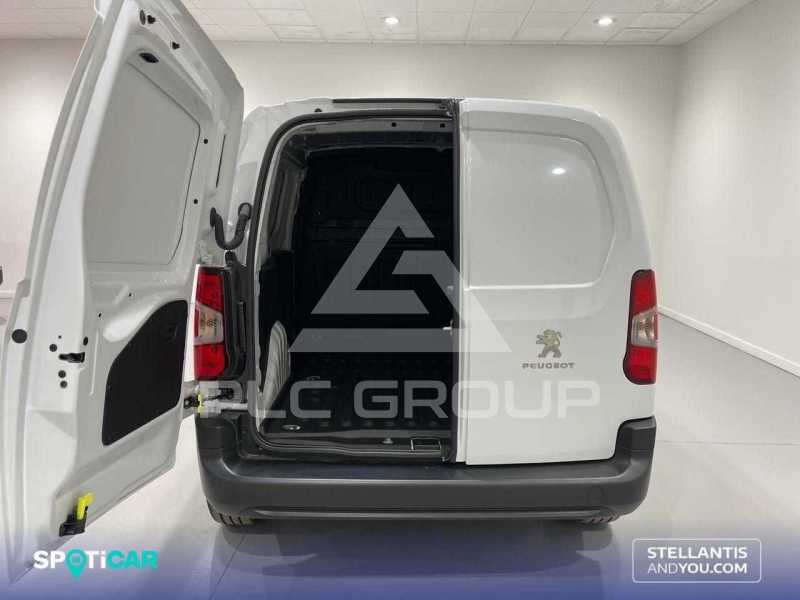 2023 Peugeot Partner