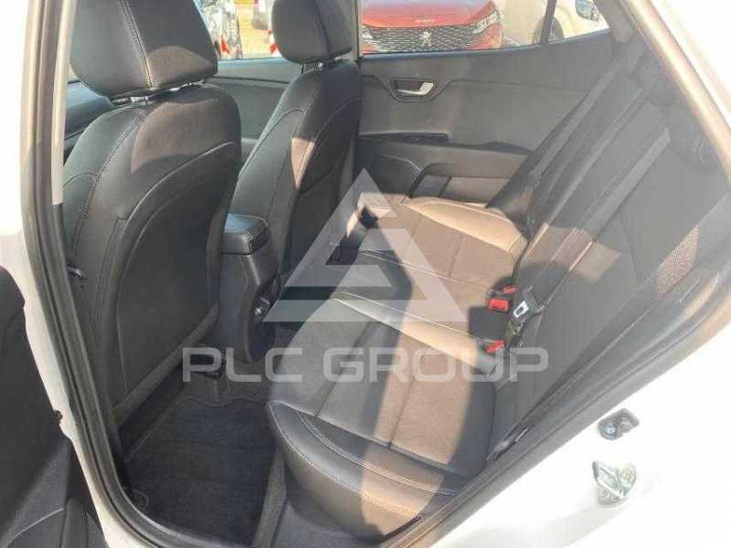 2023 KIA Stonic