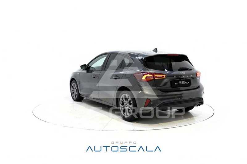 2023 Ford FOCUS