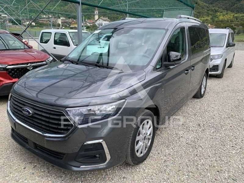 2023 Ford Tourneo