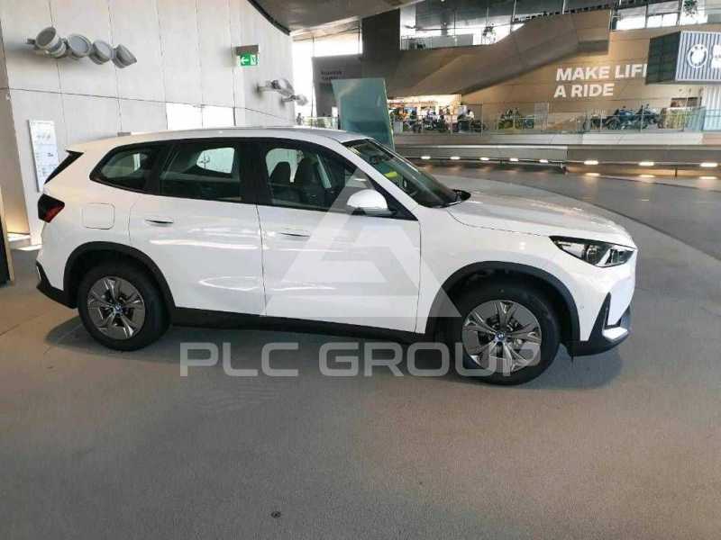 2024 BMW iX