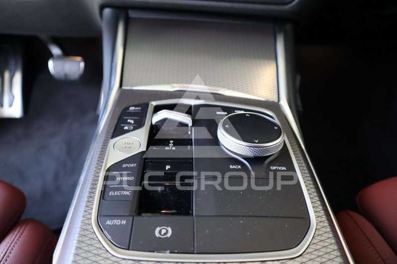 2024 BMW 330