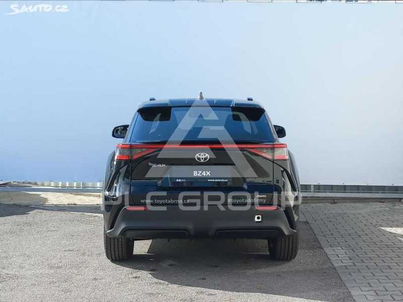 2024 Toyota bZ4X