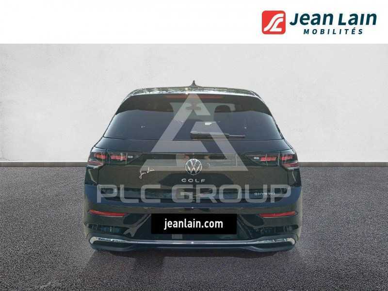 2024 Volkswagen GOLF