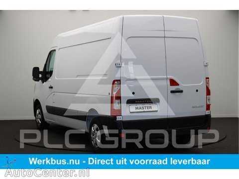 2024 Renault Master