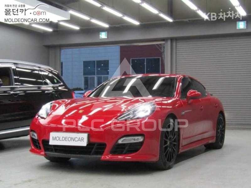 2012 Porsche Panamera