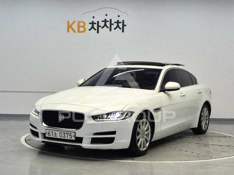 2016 Jaguar XE
