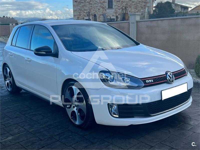 2010 Volkswagen GOLF