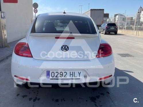 2012 Volkswagen BEETLE