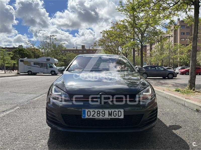 2013 Volkswagen GOLF