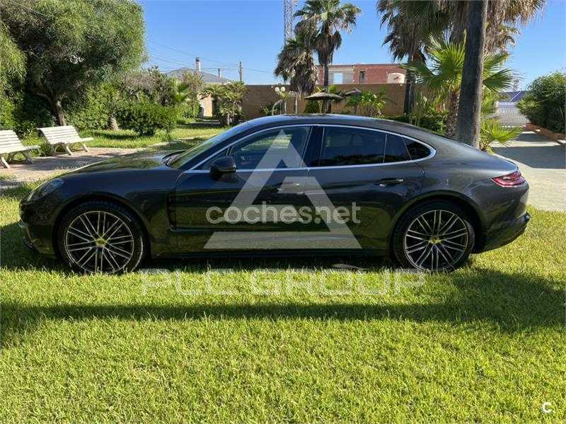 2017 Porsche Panamera