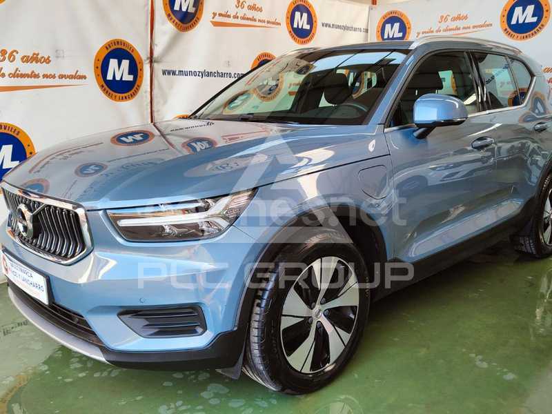 2020 Volvo XC40