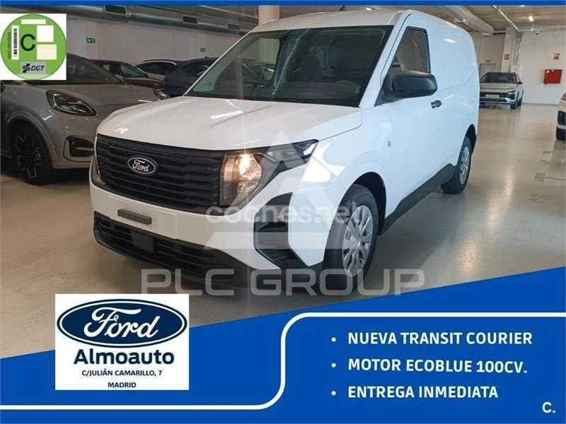 2023 Ford Tourneo