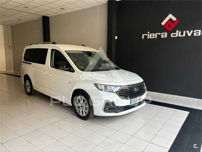 2024 Ford Tourneo