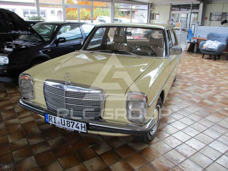 1974 Mercedes Benz 230