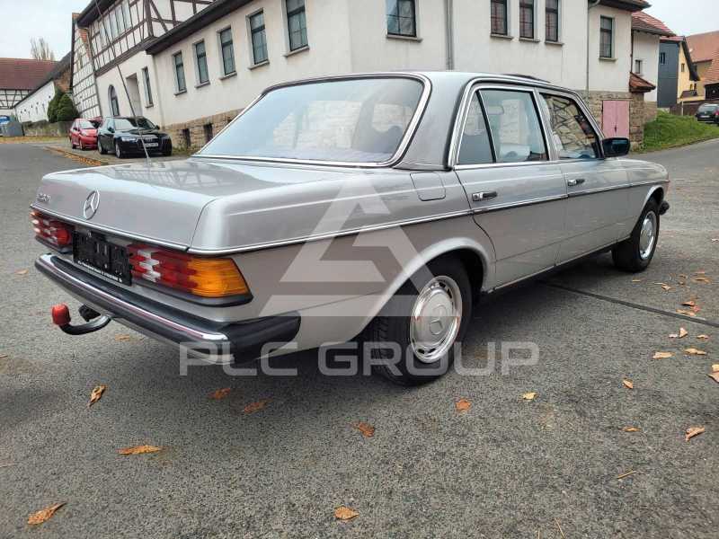 1978 Mercedes Benz 230