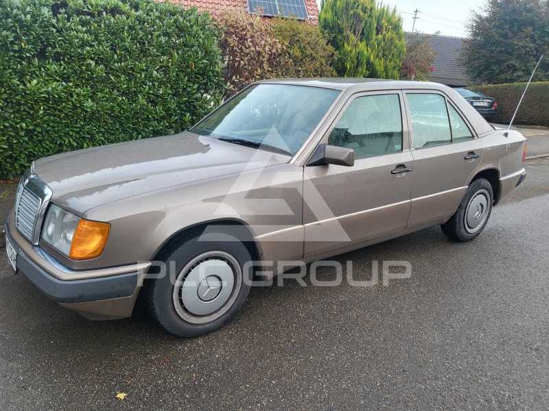 1990 Mercedes Benz 230