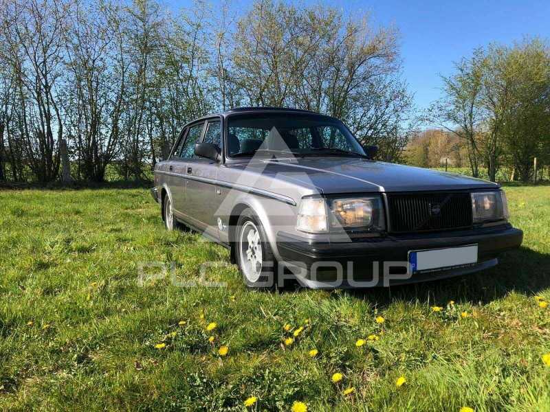 1990 Volvo 244