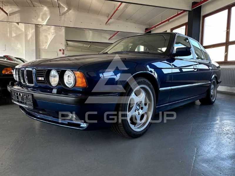 1993 BMW M5