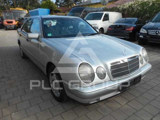 1996 Mercedes Benz E 290