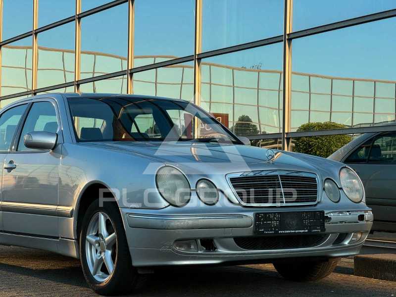 2001 Mercedes Benz E 240